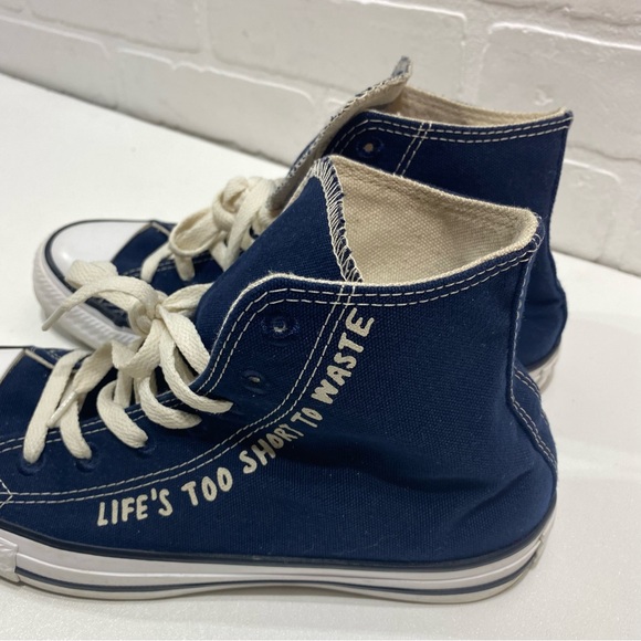 Chuck Taylor All Star High 'Life's Too Short To Waste' 16637C - Size 5.5 / 7.5 - Picture 2 of 7